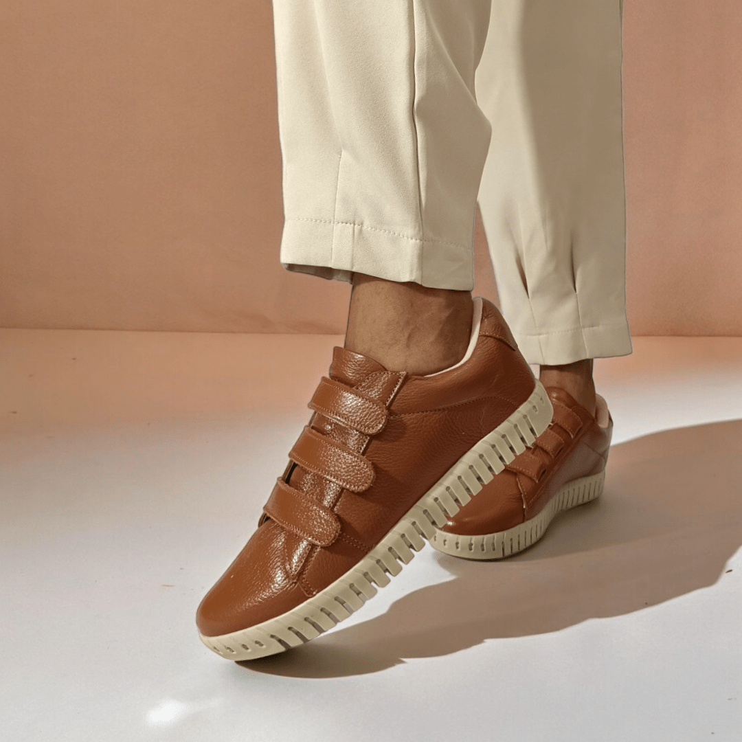 Velcro Tenis Feminino Marrom Couro Sapatênis Couro Marrom