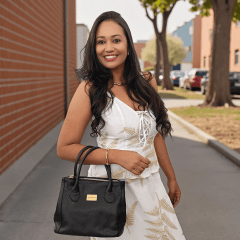 Bolsa Versátil em Couro Legítimo com 3 Bolsos e Alças Duplas - 113