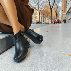 Bota Feminina Confortável em Couro Legítimo com Salto Baixo e Forro Acolchoado - 1586