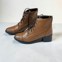 Coturno Feminino em Couro Legítimo com Salto Bloco, Cadarço e Zíper Lateral -1589