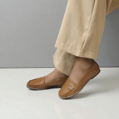 Mocassim Tradicional em Couro – Flexível e Atemporal-5138