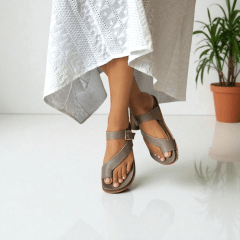 Papete em Couro Legítimo com Fivela Lateral – Estilo Autêntico e Confortavel - 5136