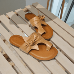 Rasteira Elegante em Couro Legítimo com Laço Lateral - 5174