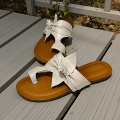 Rasteira Elegante em Couro Legítimo com Laço Lateral - 5174