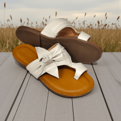 Rasteira Elegante em Couro Legítimo com Laço Lateral - 5174