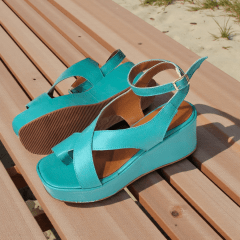 Anabela de Couro Legítimo com Design Cruzado e Fivela na Lateral -5155