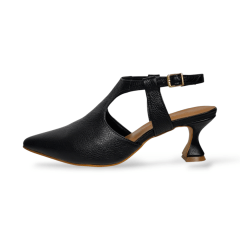 O Clássico Reinventado – Scarpin com Salto Taça Aberto Atrás -45512