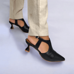 O Clássico Reinventado – Scarpin com Salto Taça Aberto Atrás -45512