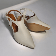 O Clássico Reinventado – Scarpin com Salto Taça Aberto Atrás -45512