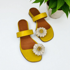 Rasteira Feminina com Flor no Dedo e Saltinho – Couro Legítimo -5139
