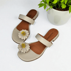 Rasteira Feminina com Flor no Dedo e Saltinho – Couro Legítimo -5139