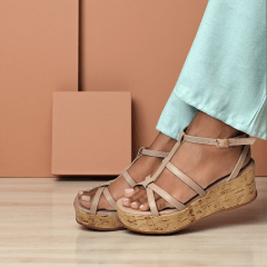 Sandália Anabela Minimalista em Couro Legítimo com Tiras -5159