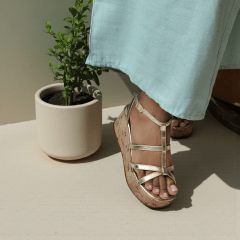 Sandália Anabela Minimalista em Couro Legítimo com Tiras -5159