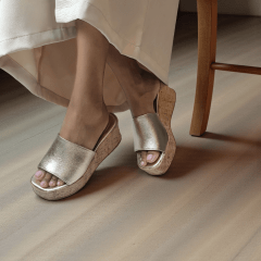 Tamanco Cortiça com Pala em Couro Legítimo e Elástico Lateral-5157 Tamanco Cortiça com Pala em Couro Legítimo e Elástico Lateral-5157