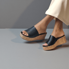 Tamanco Cortiça com Pala em Couro Legítimo e Elástico Lateral-5157