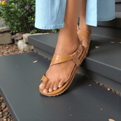 Papete Feminina em Couro Legítimo com Fivela Ajustável e Calce Firme -5181