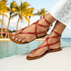 Sandália em Couro Legítimo com Duas Fivelas  Design Minimalista - 5169