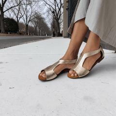 Sandália Rasteira em Couro Legítimo com Calcanhar Fechado – Conforto e Elegância - 5170