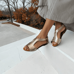 Sandália Rasteira em Couro Legítimo com Calcanhar Fechado – Conforto e Elegância - 5170