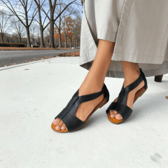 Sandália Rasteira em Couro Legítimo com Calcanhar Fechado – Conforto e Elegância - 5170