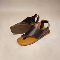 Sandália Rasteira em Couro Legítimo com Dedo e Velcro – Elegância e Conforto - 5183