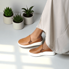Slip-On Feminino em Couro Legitimo Tressê – Conforto com Estilo Atemporal -5127