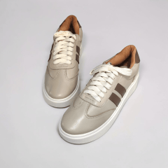 Tênis Feminino Casual em Couro Legítimo com Solado Macio e Cadarço - 5182