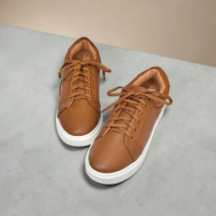 Tênis Feminino em Couro Legítimo com Cadarço – Conforto e Estilo -45494