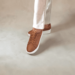 Tênis Feminino em Couro Legítimo com Cadarço – Conforto e Estilo -45494