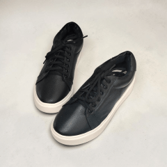 Tênis Feminino em Couro Legítimo com Cadarço – Conforto e Estilo -45494