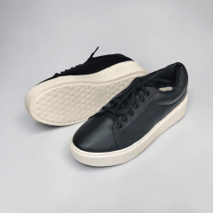 Tênis Feminino em Couro Legítimo com Cadarço – Conforto e Estilo -45494